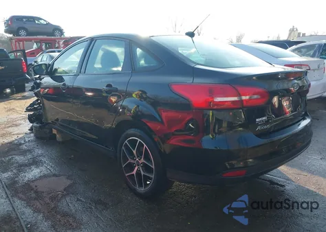 2017 Ford Focus Sel z USA, uszkodzony, nr VIN 1FADP3H28HL244838